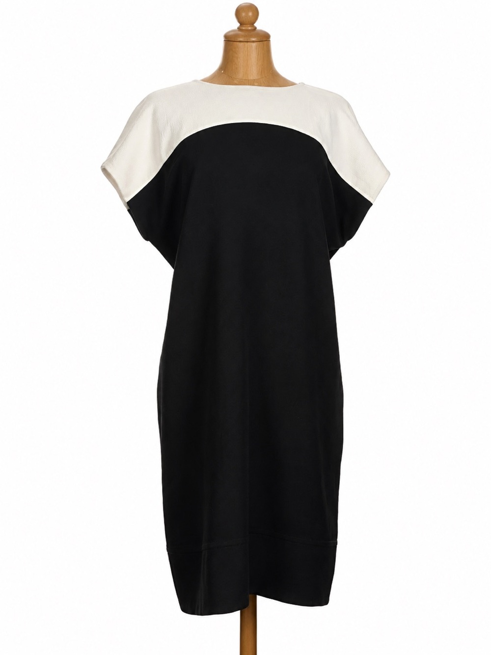 VINCE black and white shift dress